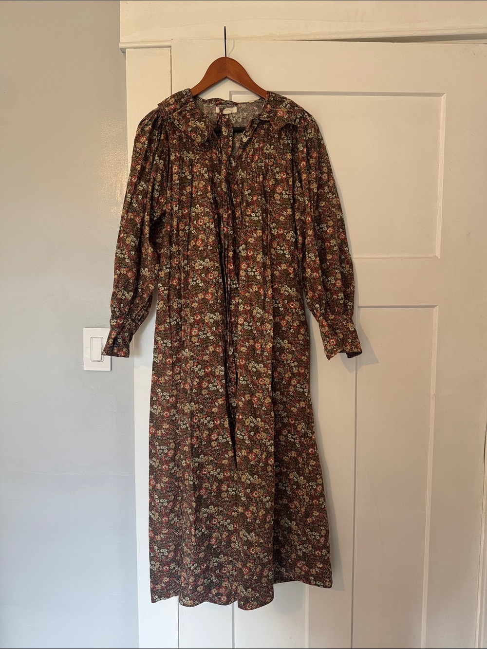 Floral Long-Sleeve Midi Dress in Brown